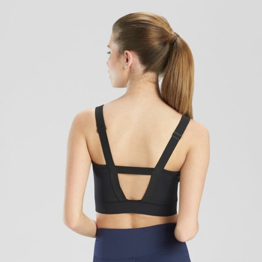 Workout top - Picture 2 of 2